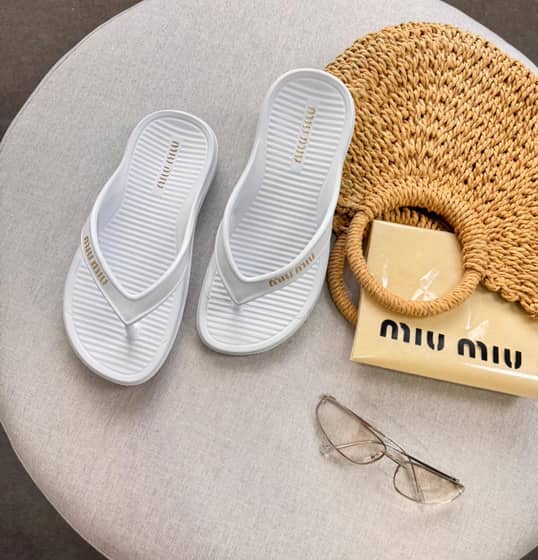Chinelos miu miu — foto 3