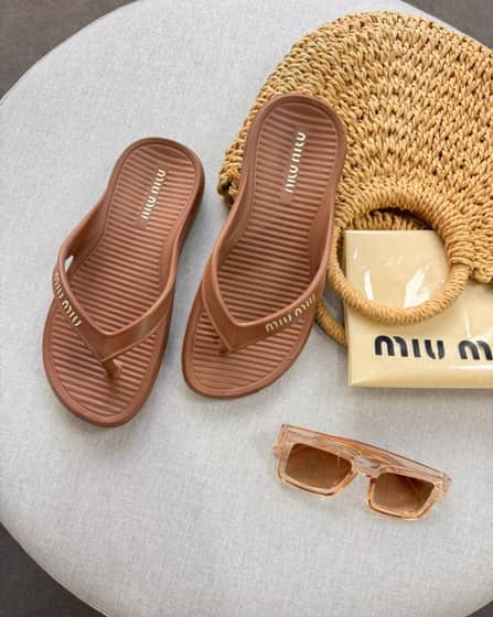Chinelos miu miu — foto 4