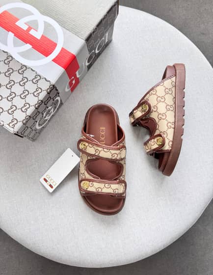Gucci douo dupla logo — foto 2