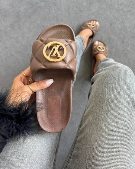 Slid Louis Vuitton — foto 4